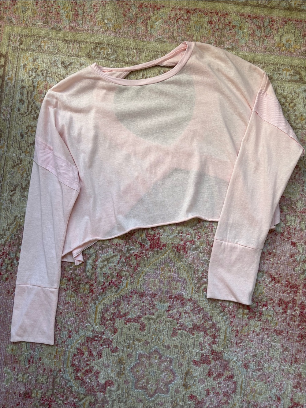 NWOT \\ baby pink sheer active layering tee